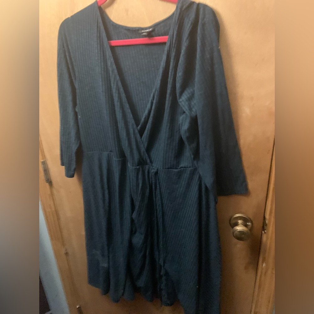 Blue torrid v neck dress size 2